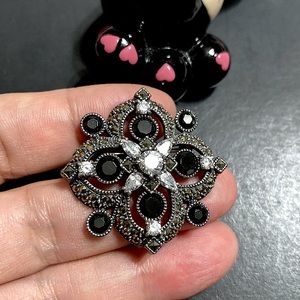🖤Judith Jack💕Onyx marcasite Sterling silver brooch